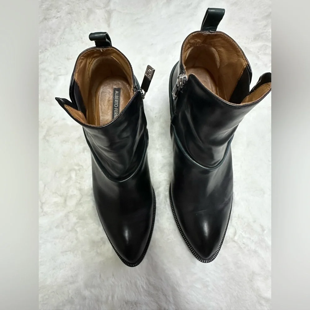 Alberto Fermani Black Leather Ankle Boots - Picture 2 of 15